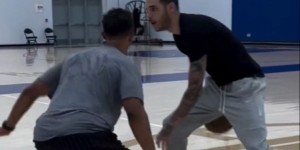 球哥埋头苦练！骑士新援朗佐-鲍尔夏日特训挥汗如雨