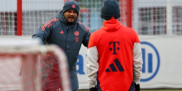 首发1/3青训！队报：拜仁很认可现在孔帕尼培养青训球员的方式