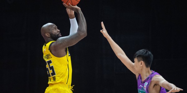 九游娱乐入口-正式回归？CBA顶级外援或加盟北控男篮，全力冲击季后赛|琼斯|张庆鹏|浙江男篮|凯-琼斯|北京首钢_新浪体育_新浪新闻